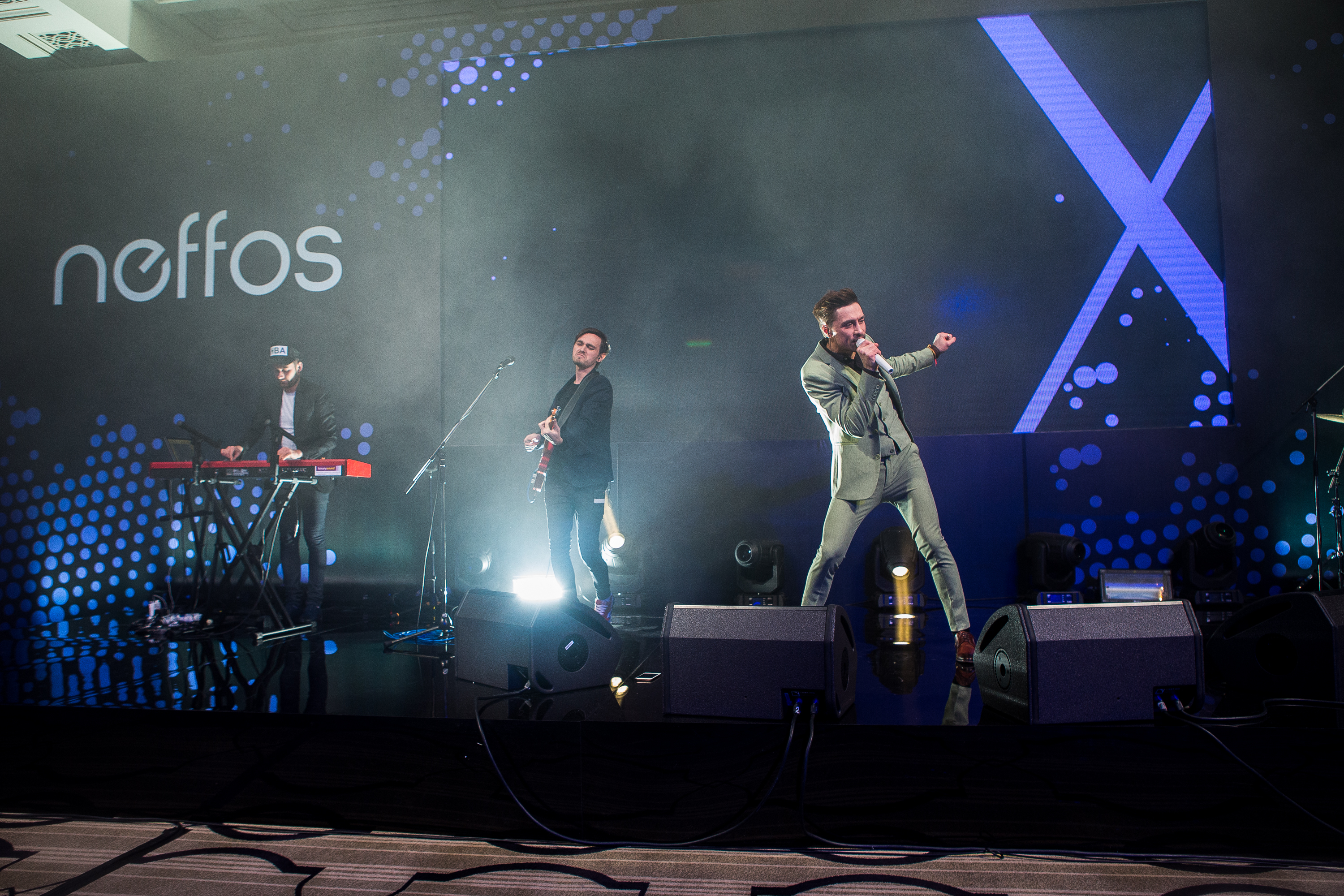 Neffos X1 at Four Seasons Moscow 4