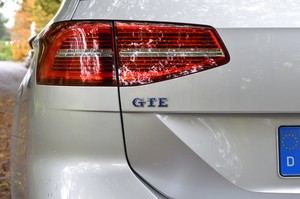 Auch VW kann Hybrid, das zeigt der Passat GTE Variant sehr deutlch