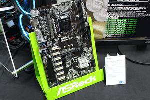 ASRock H110 Pro BTC+ Computex 2017
