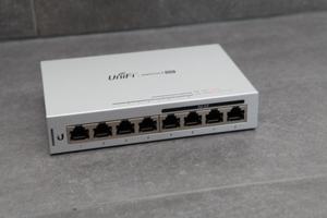 Ubiquiti UniFi Switch 8 60 W