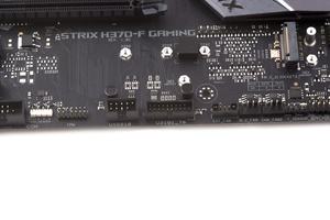 Das ASUS ROG Strix H370-F Gaming bietet einen zusätzlichen USB-3.1-Gen1-Header,...