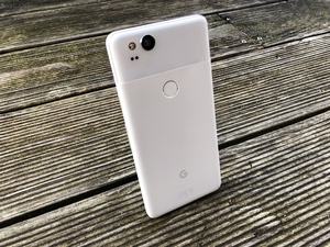 Das Pixel 2 ist das insgesamt bessere der beiden neuen Google-Smartphones