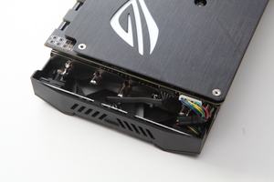 ASUS ROG Strix Radeon RX Vega 64 OC Edition