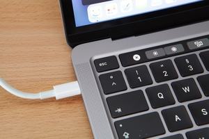 Apple MacBook Pro mit M1