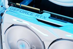 ASUS ROG Strix GeForce RTX 2080 Ti OC White Edition