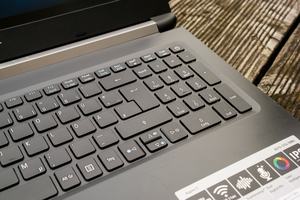 Druckpunkt und Hub der Tastatur gefallen, leider verzichtet Acer aber auf eine Beleuchtung