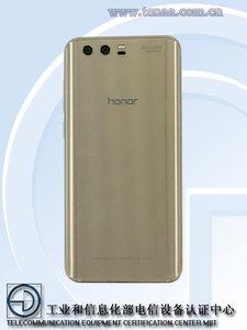 Honor 9 zeigt sich bei der TENAA als Evolution des Honor 8